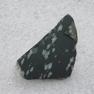 Snow obsidian cut raw 37x22 mm no 5