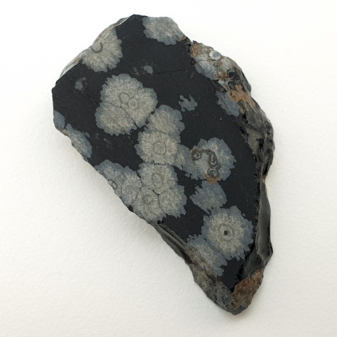 Snow obsidian cut raw 38x21 mm no 10 Snow obsidian cut raw 38x21 mm no 10