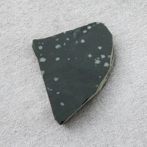 Cut snow obsidian raw 38x27 mm No 6 Cut snow obsidian raw 38x27 mm No 6