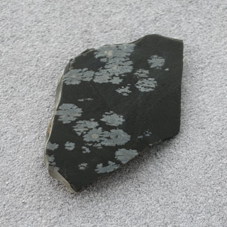 Snow Obsidian cut raw 39x25 mm No 42