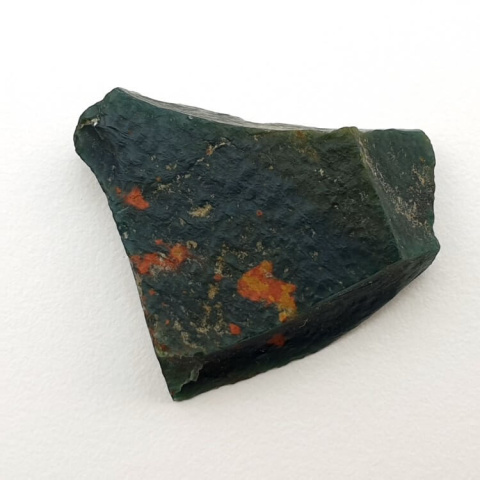 Heliotrope cut raw 25x21 mm No 44 Heliotrope cut raw 25x21 mm No 44