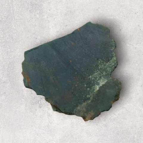 Heliotrope cut raw 34x30 mm No 10 Heliotrope cut raw 34x30 mm No 10