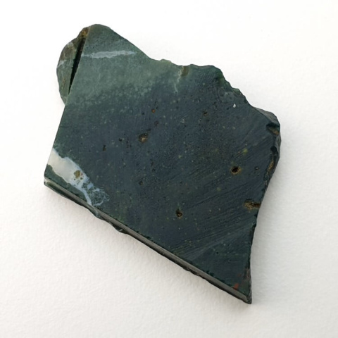 Bloodstone cut raw 35x19 mm No 16 Bloodstone cut raw 35x19 mm No 16