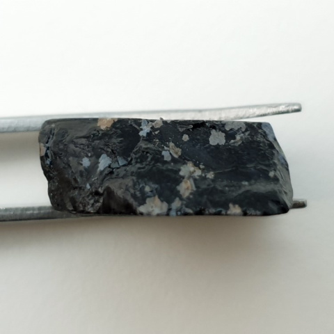 Snow obsidian cut raw 20x18 mm no 99 Snow obsidian cut raw 20x18 mm no 99