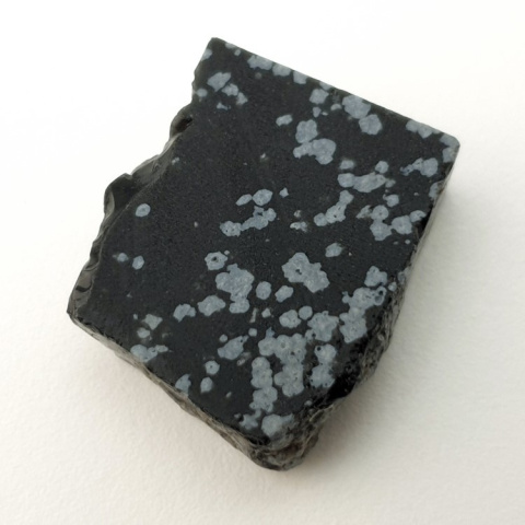 Snow Obsidian cut raw 22x19 mm No 66 Snow Obsidian cut raw 22x19 mm No 66