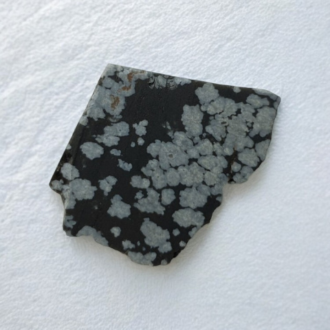 Snow obsidian cut raw 24x24 mm no 85 Snow obsidian cut raw 24x24 mm no 85