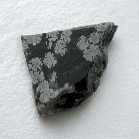 Snow obsidian cut raw 28x20 mm no 92 Snow obsidian cut raw 28x20 mm no 92