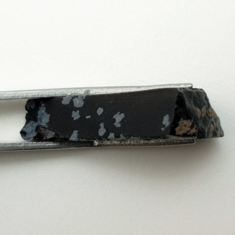 Snow obsidian cut raw 29x17 mm no 47 Snow obsidian cut raw 29x17 mm no 47