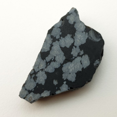 Snow obsidian cut raw 30x17 mm no 77 Snow obsidian cut raw 30x17 mm no 77