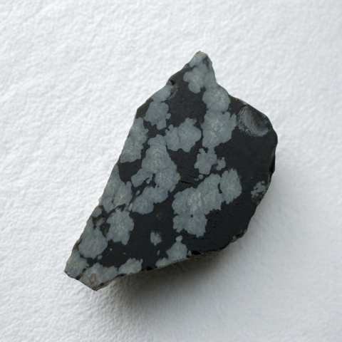 Snow obsidian cut raw 30x17 mm no 77 Snow obsidian cut raw 30x17 mm no 77