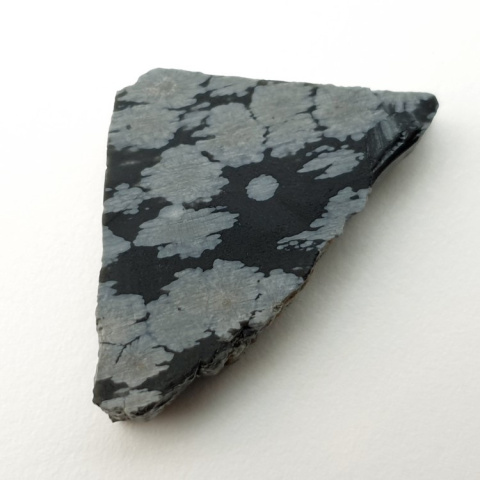 Snow obsidian cut raw 31x18 mm no 81