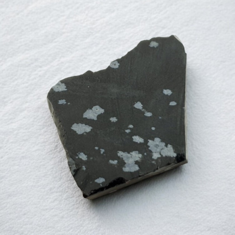 Snow obsidian cut raw 31x26 mm no 69 Snow obsidian cut raw 31x26 mm no 69