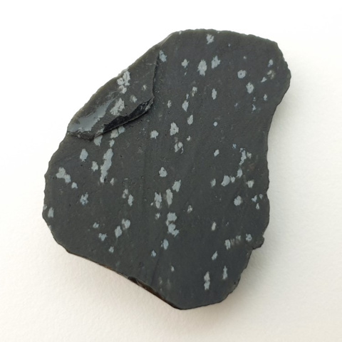 Snow obsidian cut raw 33x25 mm no 63 Snow obsidian cut raw 33x25 mm no 63