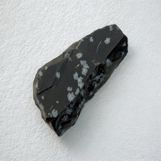 Snow obsidian cut raw 36x18 mm no 52