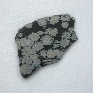 Snow obsidian cut raw 36x23 mm no 67