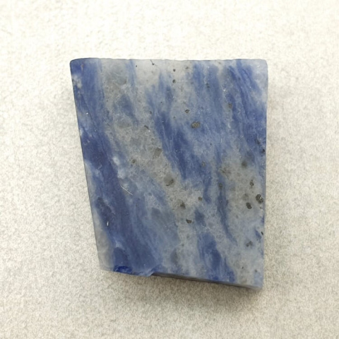 Sodalite cut raw 20x19 mm No 75 Sodalite cut raw 20x19 mm No 75
