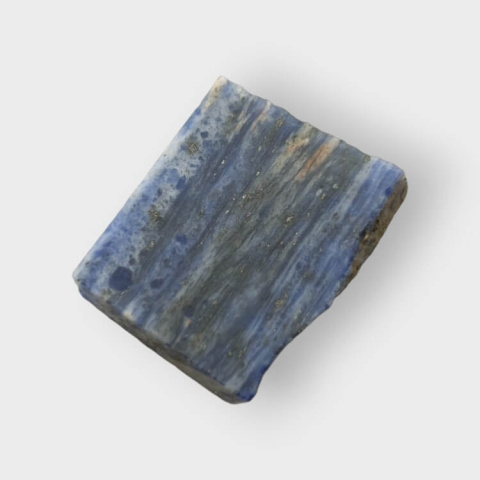 Sodalit cięty surowy 21x17 mm nr 87 Sodalit cięty surowy 21x17 mm nr 87