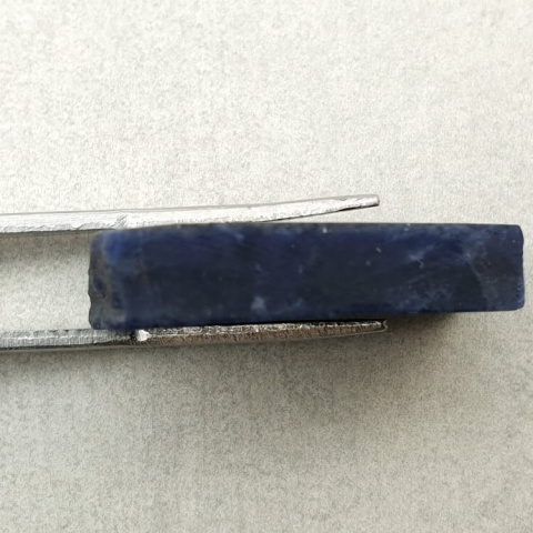 Cut sodalite raw 25x20 mm No 76 Cut sodalite raw 25x20 mm No 76