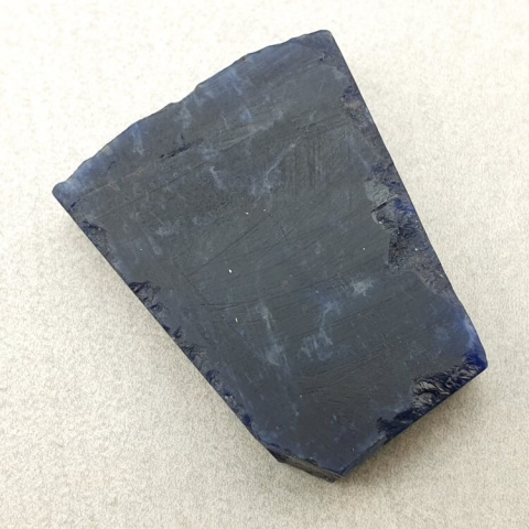 Cut sodalite raw 25x20 mm No 76 Cut sodalite raw 25x20 mm No 76