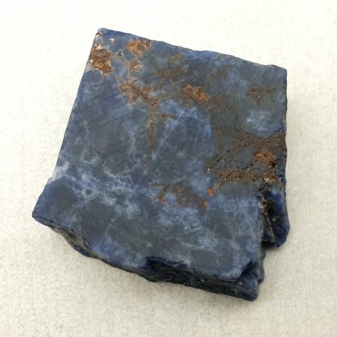 Cut sodalite raw 25x24 mm No 84 Cut sodalite raw 25x24 mm No 84