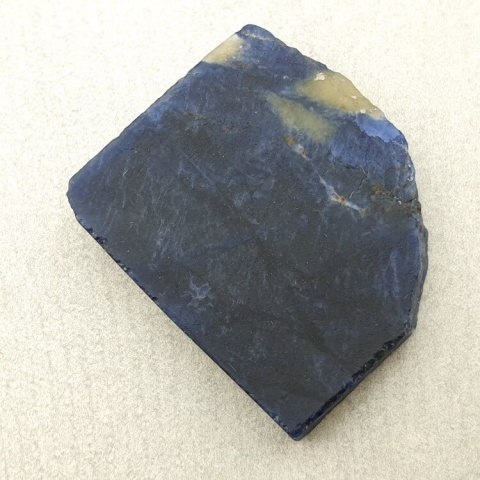 Cut sodalite raw 26x23 mm No 36 Cut sodalite raw 26x23 mm No 36