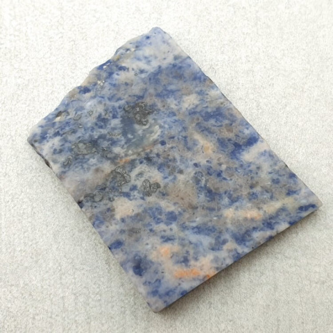 Cut sodalite raw 29x22 mm No 60 Cut sodalite raw 29x22 mm No 60