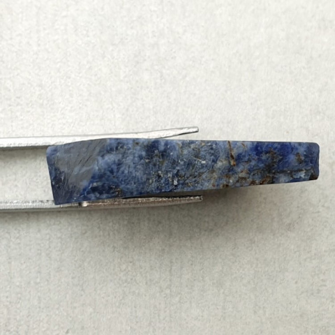 Cut sodalite raw 30x21 mm No 28 Cut sodalite raw 30x21 mm No 28