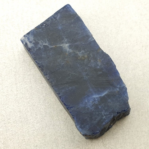 Cut sodalite raw 31x16 mm No. 31 Cut sodalite raw 31x16 mm No. 31