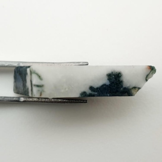 Agate mossy cut raw 27x20 mm No 29