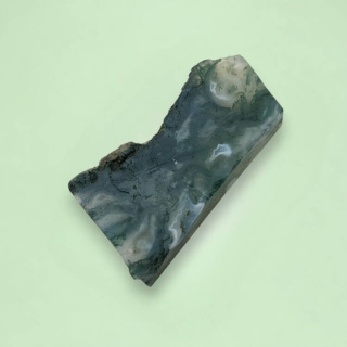 Agate mossy cut raw 29x17 mm no. 83