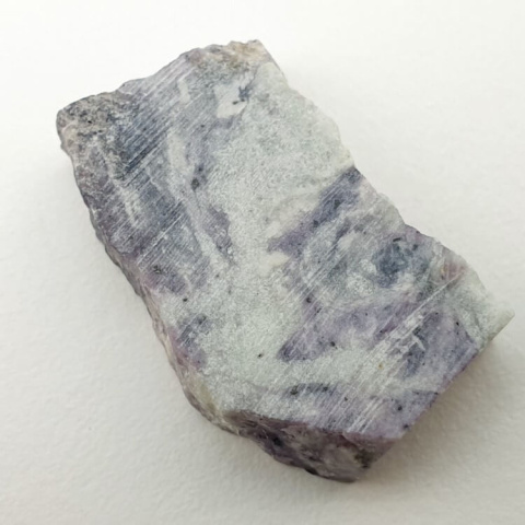 Kammererite cut raw 24x15 mm No 96
