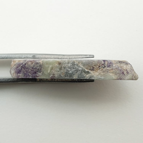 Kammererite cut raw 34x15 mm No. 83 Kammererite cut raw 34x15 mm No. 83