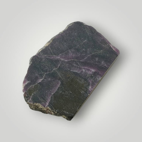Cammererite cut raw 35x24 mm No 84 Cammererite cut raw 35x24 mm No 84