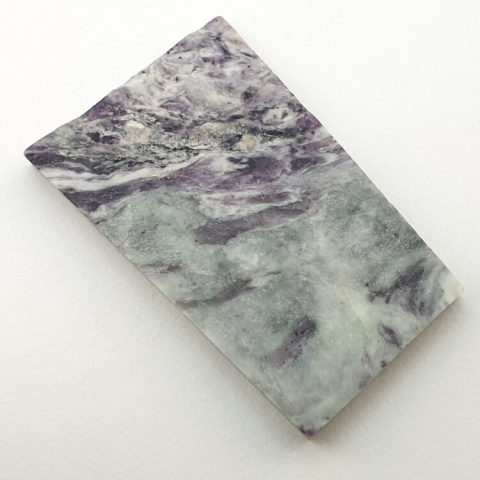 Kammererite cut raw 36x23 mm No 18 Kammererite cut raw 36x23 mm No 18