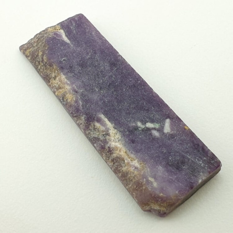 Kammererite cut raw 40x15 mm No 9 Kammererite cut raw 40x15 mm No 9