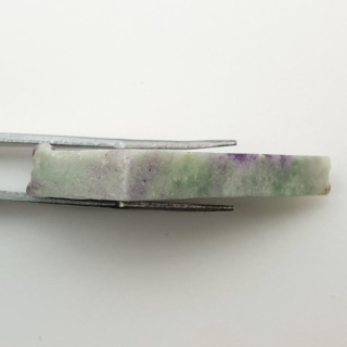 Kammererite cut raw 40x27 mm No 27