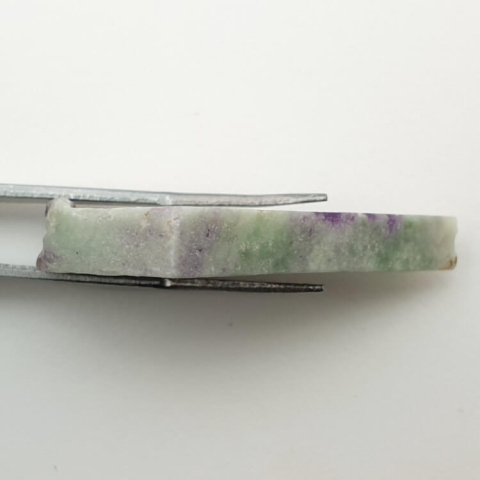Kammererite cut raw 40x27 mm No 27 Kammererite cut raw 40x27 mm No 27