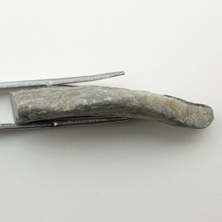 Kammererite cut raw 41x20 mm No 24