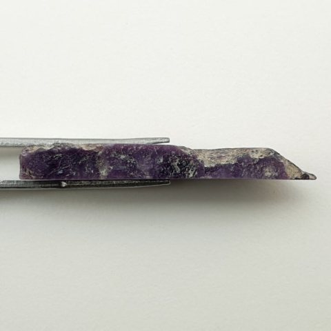 Kammererite cut raw 42x14 mm No 51 Kammererite cut raw 42x14 mm No 51
