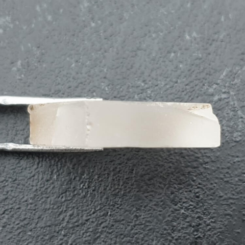 Cut raw rock quartz 24x23 mm No 16 Cut raw rock quartz 24x23 mm No 16