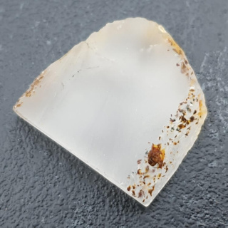 Cut raw rock crystal 25x23 mm no. 69