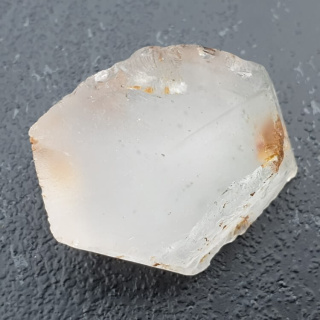 Cut raw rock crystal 27x18 mm No 49