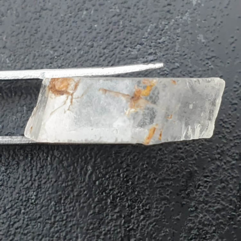 Cut raw rock quartz 27x19 mm No. 57 Cut raw rock quartz 27x19 mm No. 57