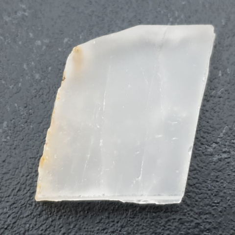 Cut raw rock quartz 27x23 mm no. 36 Cut raw rock quartz 27x23 mm no. 36