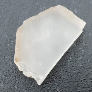 Cut raw rock crystal 28x19 mm no. 67
