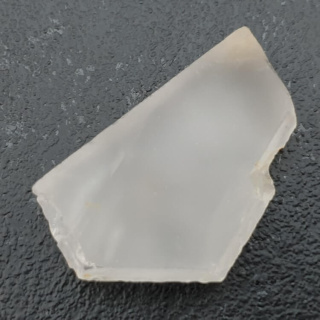 Cut raw rock crystal 33x21 mm no 14