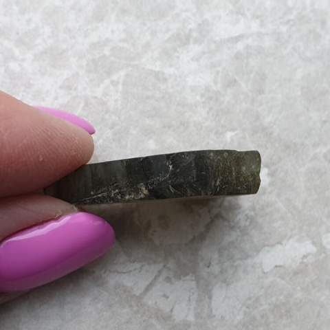 Labradoryt cięty surowy 31x25 mm nr 153 Labradoryt cięty surowy 31x25 mm nr 153