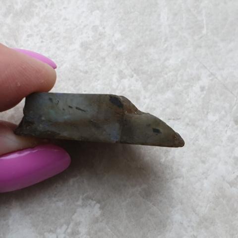 Labradoryt cięty surowy 33x20 mm nr 125 Labradoryt cięty surowy 33x20 mm nr 125