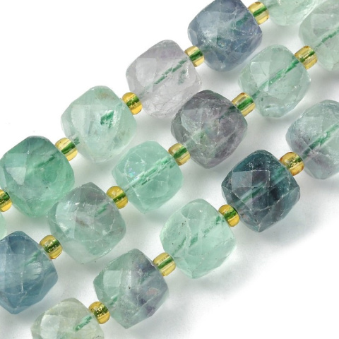 Fluoryt koralik kostka fasetowana z dziurką 8x8 mm 4 szt. Fluoryt koralik kostka fasetowana z dziurką 8x8 mm 4 szt.