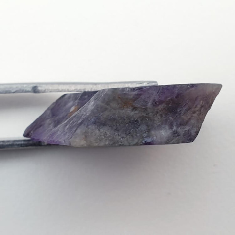 Ametyst cięty surowy 27x24 mm nr 96 Ametyst cięty surowy 27x24 mm nr 96